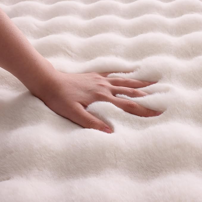White Rabbit Plush Rug 3'x5', Fluffy Shaggy Area Rug - Image 4