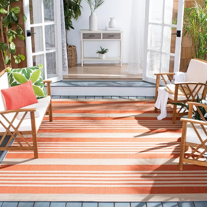 SAFAVIEH Washable Rug Outdoor Courtyard Collection by Unknown