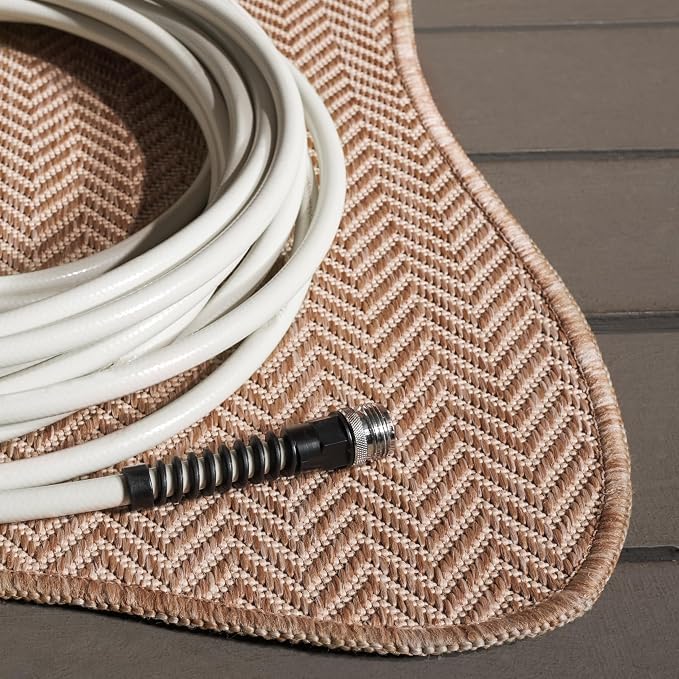 SAFAVIEH Outdoor Runner Rug 2'3"x10' - Image 5