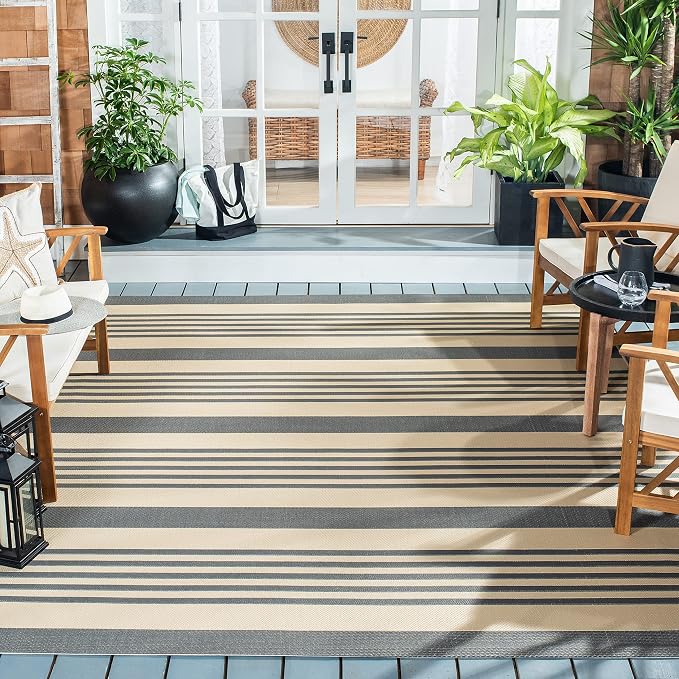 SAFAVIEH Washable Rug Outdoor Courtyard Collection by Unknown