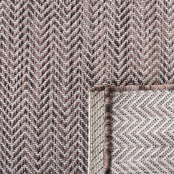 SAFAVIEH Outdoor Area Rug 8x11 - Image 5