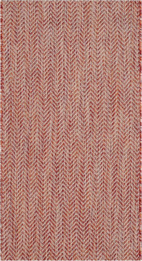 SAFAVIEH Outdoor Accent Rug 2'3"x5' by Unknown