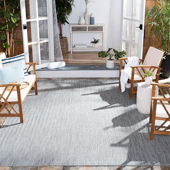 SAFAVIEH Outdoor Square Rug 9' - Image 2