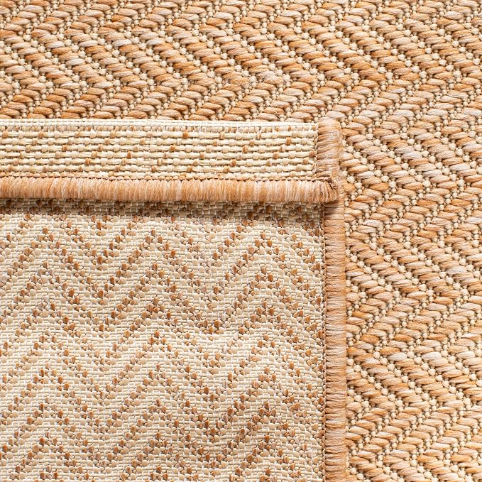 SAFAVIEH Outdoor Runner Rug 2'3"x10' - Image 4